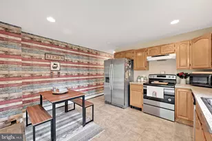 17 SW Lawn Rd, Pottsville, PA 17901 - Photo 15