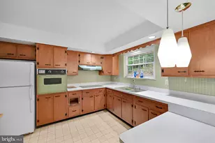30 N Valley St, New Philadelphia, PA 17959 - Photo 13