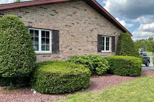 320 S 3rd St, Frackville, PA 17931 - Photo 7