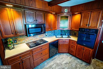 66 E Savory Street, Pottsville, PA 17901 - Photo 17