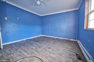 255 Peacock St, Pottsville, PA 17901 - Photo 15