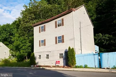 255 Peacock Street, Pottsville, PA 17901 - Photo 1