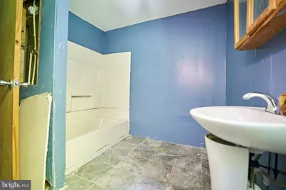 255 Peacock Street, Pottsville, PA 17901 - Photo 25