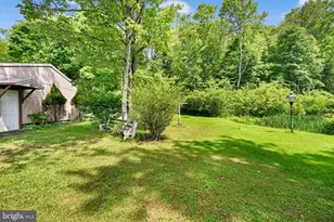 5 Walnut St, Tremont, PA 17981 - Photo 25