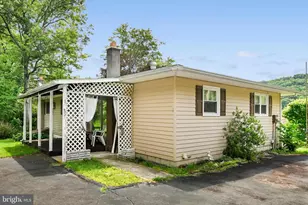 5 Walnut St, Tremont, PA 17981 - Photo 33