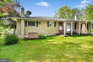 5 Walnut St, Tremont, PA 17981 - Photo 29