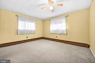 5 Walnut St, Tremont, PA 17981 - Photo 13