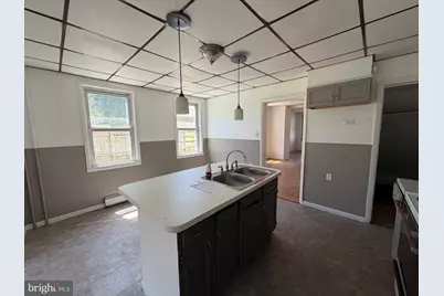 230 W Early Avenue, Coaldale, PA 18218 - Photo 21