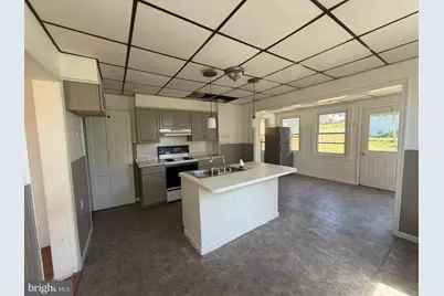 230 W Early Avenue, Coaldale, PA 18218 - Photo 23