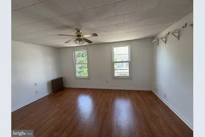 230 W Early Avenue, Coaldale, PA 18218 - Photo 33