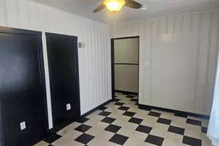 181 S Tulpehocken St, Pine Grove, PA 17963 - Photo 3