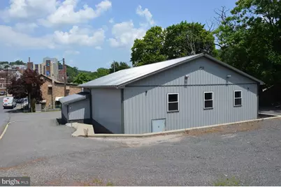 215 Mauch Chunk Street, Pottsville, PA 17901 - Photo 11