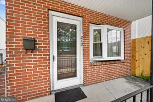 212 N Nichols St, Saint Clair, PA 17970 - Photo 7