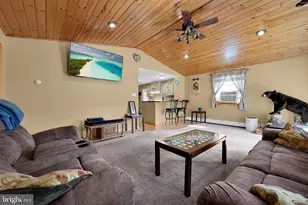 3216 Sweet Arrow Lake Rd, Pine Grove, PA 17963 - Photo 15