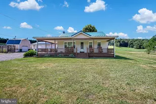 3216 Sweet Arrow Lake Rd, Pine Grove, PA 17963 - Photo 11