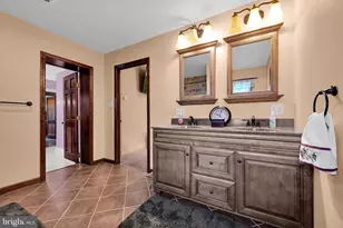 3216 Sweet Arrow Lake Rd, Pine Grove, PA 17963 - Photo 27