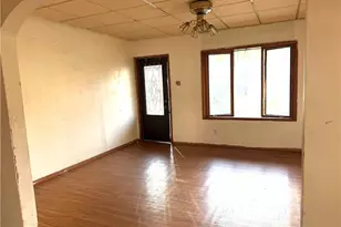 457 Nichols St, Pottsville, PA 17901 - Photo 5