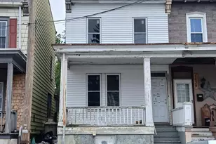 1637 W Norwegian St, Pottsville, PA 17901 - Photo 3