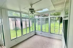 530 W Nicholas St, Frackville, PA 17931 - Photo 13