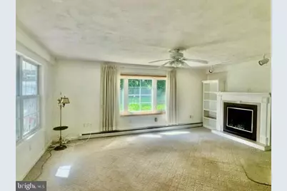 530 W Nicholas Street, Frackville, PA 17931 - Photo 19