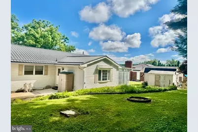 530 W Nicholas Street, Frackville, PA 17931 - Photo 11