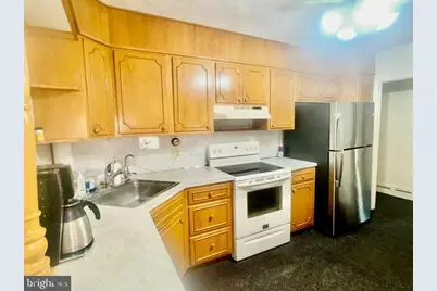 530 W Nicholas Street, Frackville, PA 17931 - Photo 23