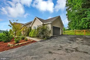 54 Tori Ln, Pine Grove, PA 17963 - Photo 9