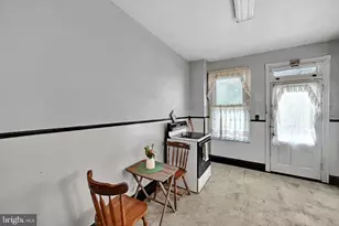 1746 W Norwegian St, Pottsville, PA 17901 - Photo 11