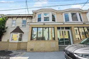 214 N Jardin St, Shenandoah, PA 17976 - Photo 1