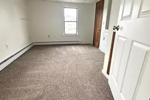 531 W Howard St, Frackville, PA 17931 - Photo 13