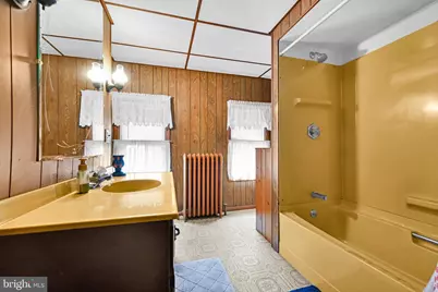 810 E Norwegian Street, Pottsville, PA 17901 - Photo 23