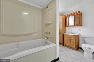611 Fairview St, Pottsville, PA 17901 - Photo 19