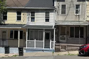 516 E Norwegian St, Pottsville, PA 17901 - Photo 1
