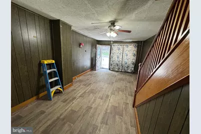 516 E Norwegian Street, Pottsville, PA 17901 - Photo 3