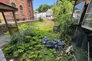 516 E Norwegian St, Pottsville, PA 17901 - Photo 13