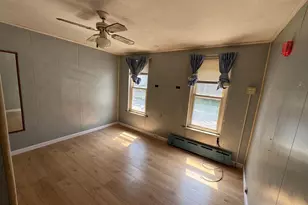 516 E Norwegian St, Pottsville, PA 17901 - Photo 11