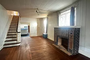 729 W Norwegian St, Pottsville, PA 17901 - Photo 5