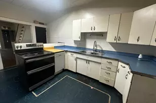 729 W Norwegian St, Pottsville, PA 17901 - Photo 13