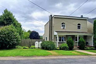 728 W John St, Frackville, PA 17931 - Photo 3