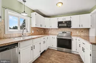 728 W John St, Frackville, PA 17931 - Photo 27