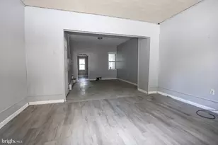514 W Penn St, Shenandoah, PA 17976 - Photo 5