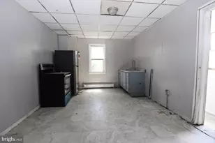 514 W Penn St, Shenandoah, PA 17976 - Photo 9