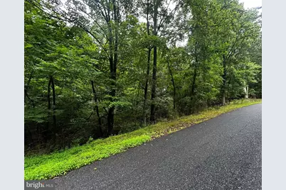 225 Wanna Drive, Auburn, PA 17922 - Photo 1