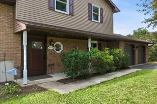 544 Maple St, Pottsville, PA 17901 - Photo 3