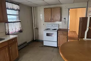 457 Carbon St, Minersville, PA 17954 - Photo 5