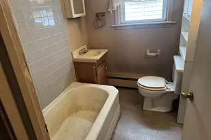 457 Carbon St, Minersville, PA 17954 - Photo 7