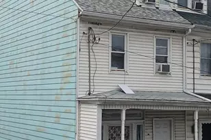32 S Catherine St, Shenandoah, PA 17976 - Photo 3