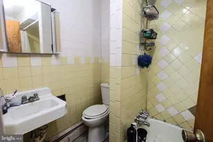 32 S Catherine St, Shenandoah, PA 17976 - Photo 9