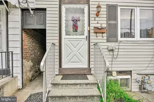 240 N 12th St, Pottsville, PA 17901 - Photo 7