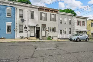 240 N 12th St, Pottsville, PA 17901 - Photo 3